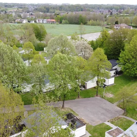 Bungalowpark - Alpha 64 *