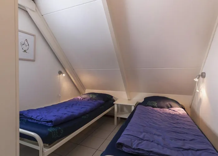 Bungalowpark - Alpha 64 Дом отдыха *